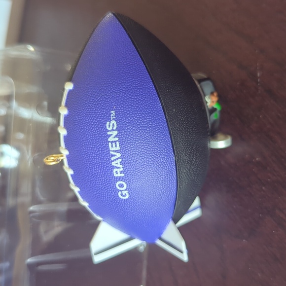 Hallmark Keepsake Ornament NFL Collection Baltimore Ravens NOS 1997 - Picture 7 of 7